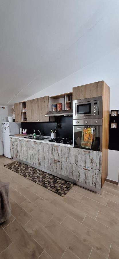 Ariosto Apartment Mondragone Eksteriør billede